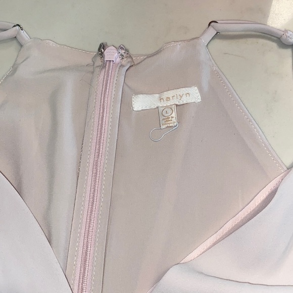 NWOT Harlyn Twist front Sleeveless Chiffon Gown - Picture 14 of 14